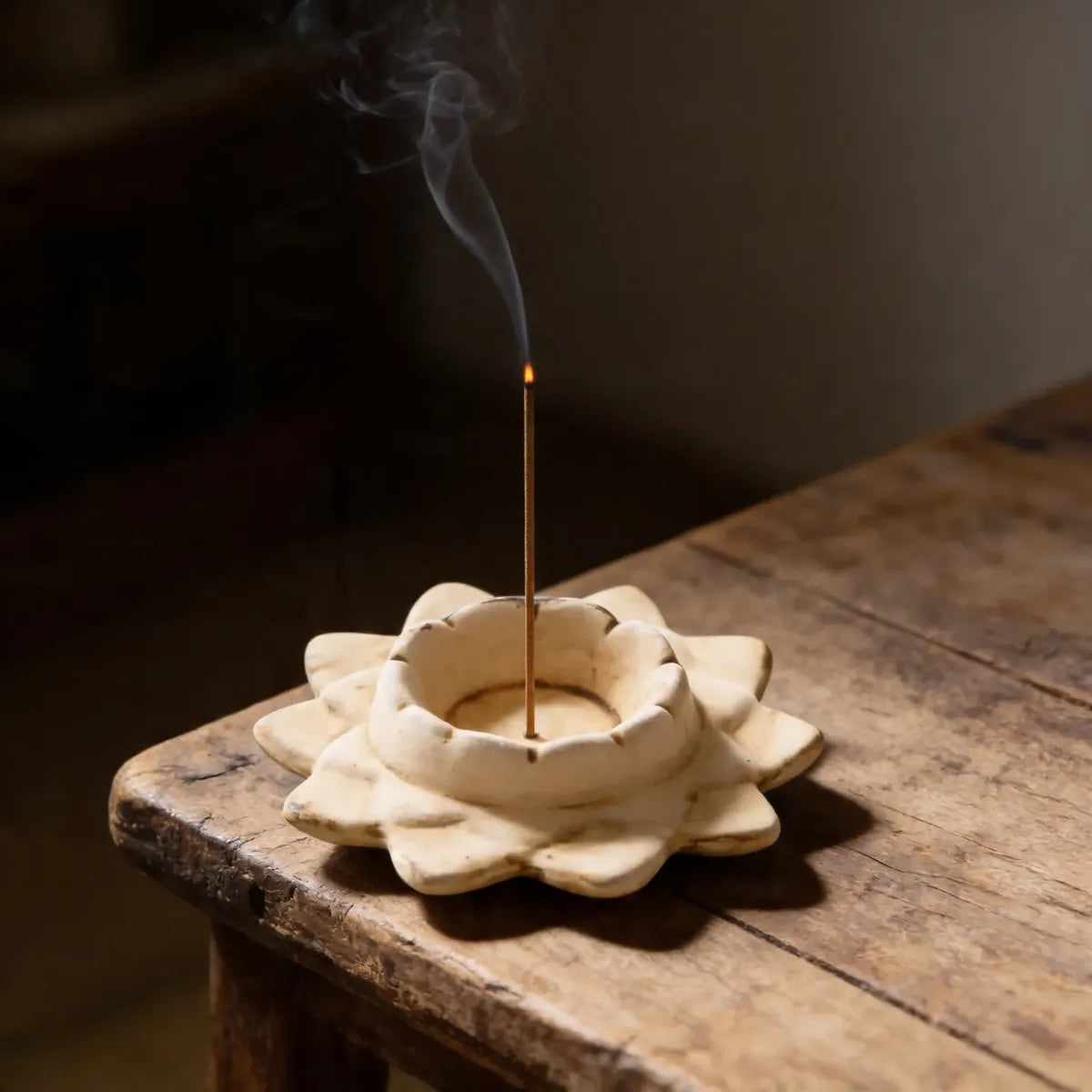 Sahumador Porta Incienso Flor de Loto Ceramica