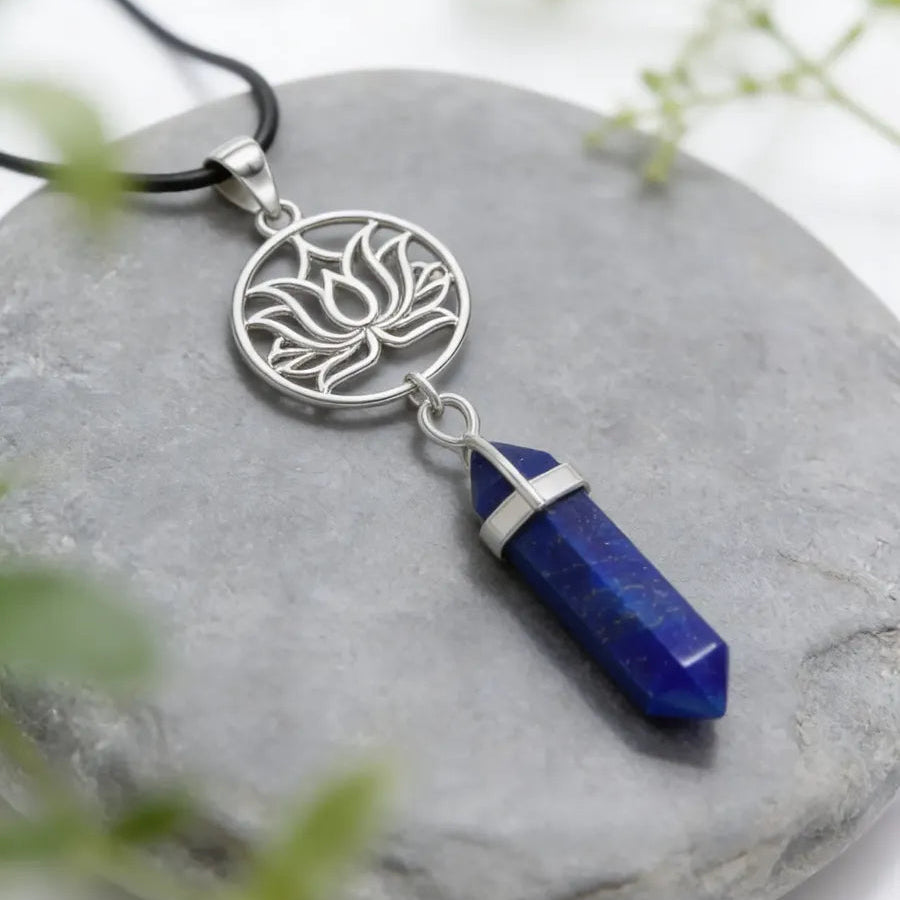 Colgante Lotus de Punta Lapis Lázuli
