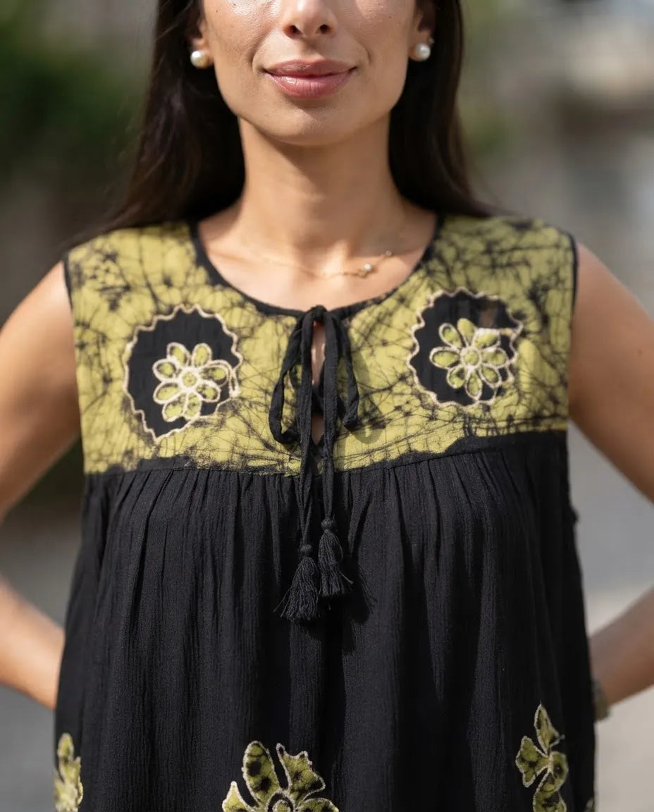 Blusa Chandri Negro con Verde
