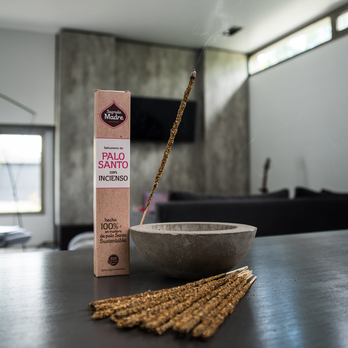 Sahumerio Palo Santo con Incienso