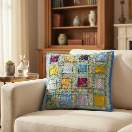 Funda de Cojín Celeste con Parche Brilloso