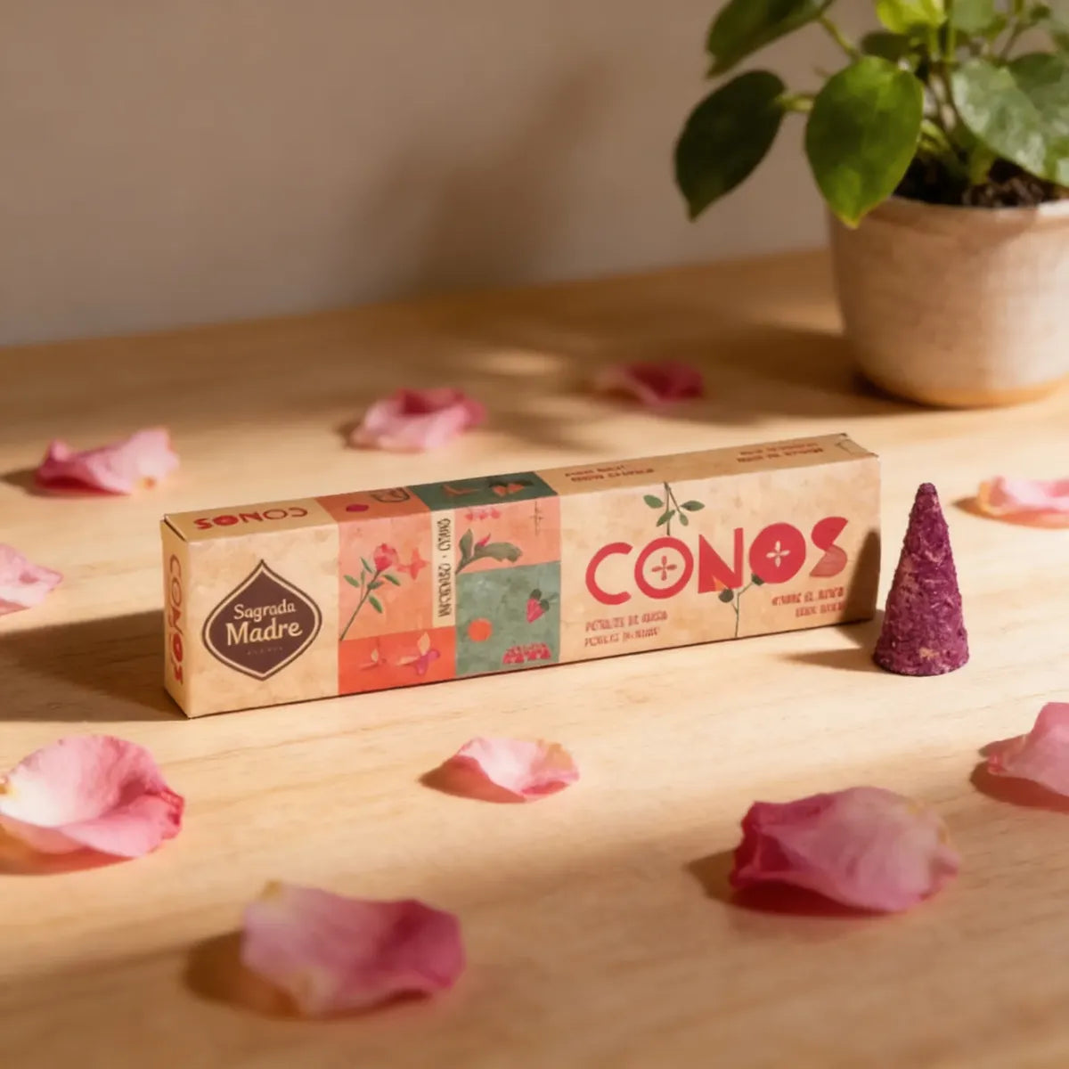 Sahumerio en Conos Pétalos de Rosa