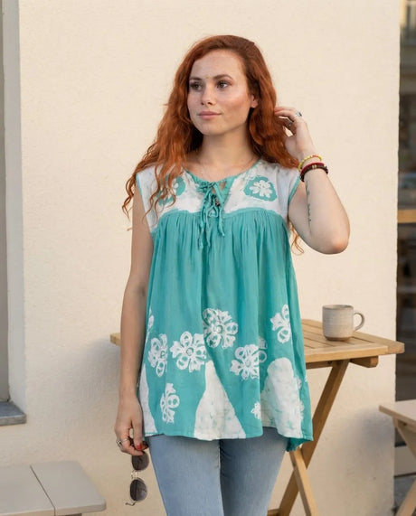 Blusa Chandri Aqua con Blanco