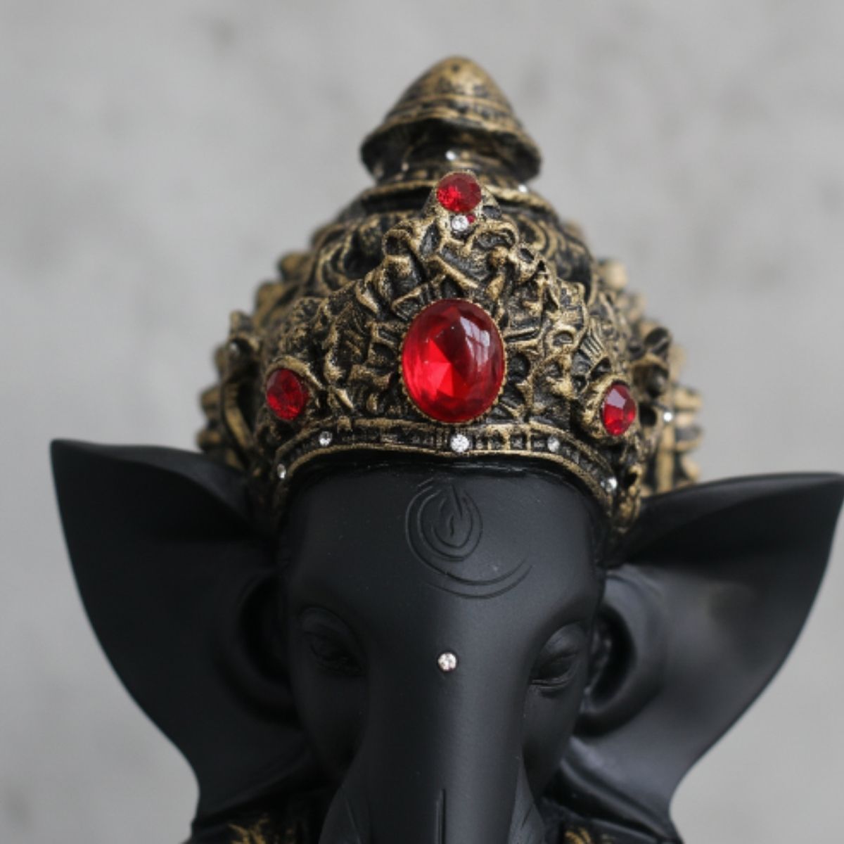 Ganesh Black & Gold
