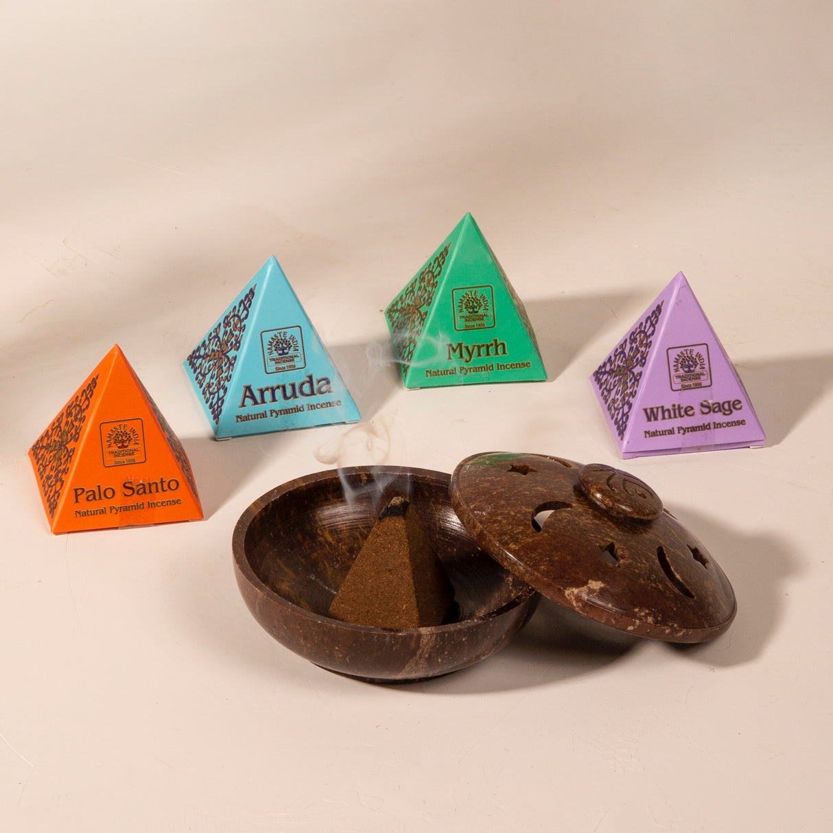 Incienso en Pirámide Mirra