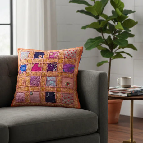 Funda de Cojín Café con Parches Brillosos