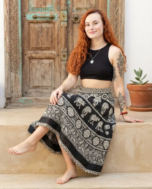 Falda Envolvente Disha Blanca y Negra