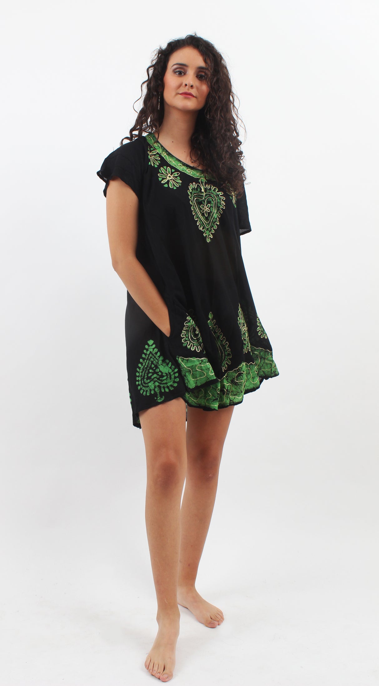 Vestido Corto con Bolsillos Negro - Verde