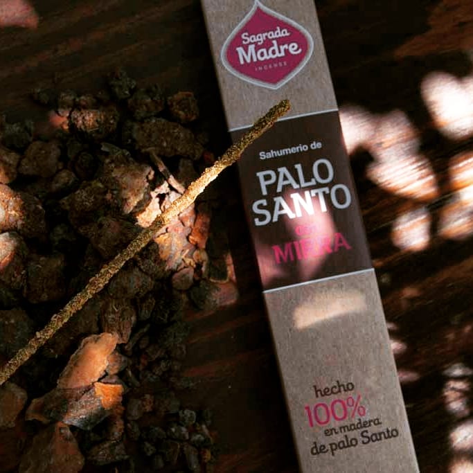 Varilla Sahumerio Palo Santo con Mirra - Sagrada Madre