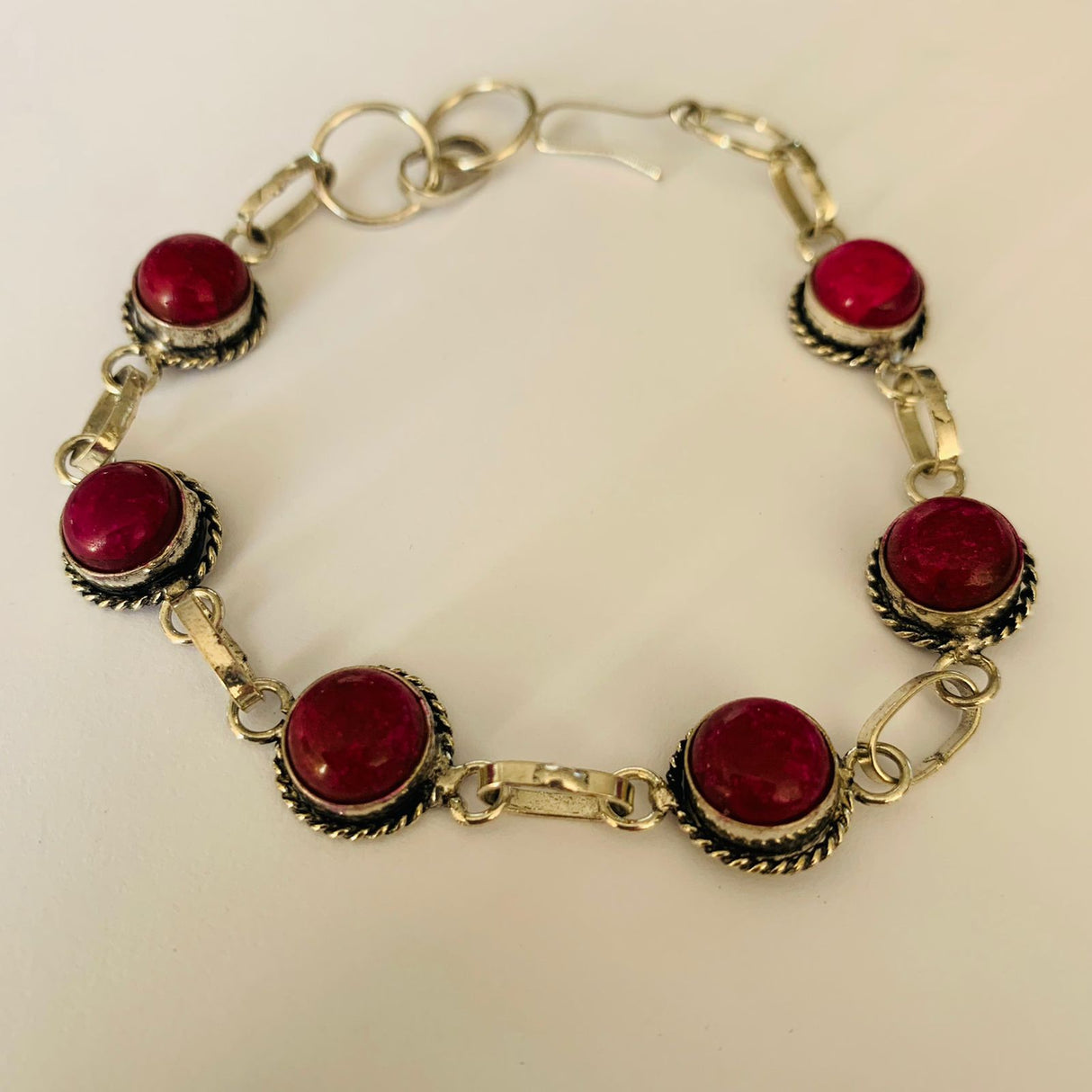 Pulsera Plateada Royal Ágata Fucsia