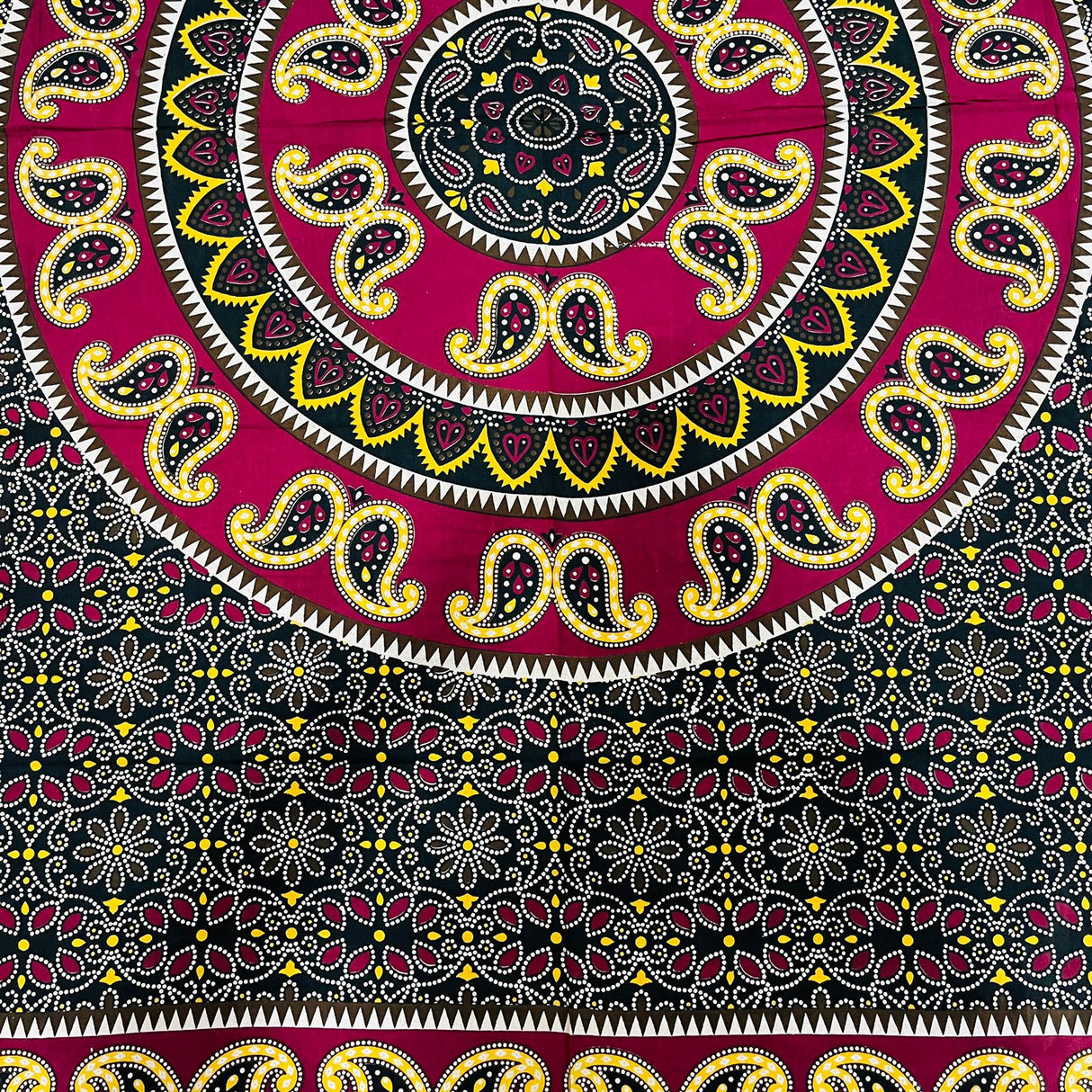 Cubrecama 2 plazas Mandala Red- Black Design