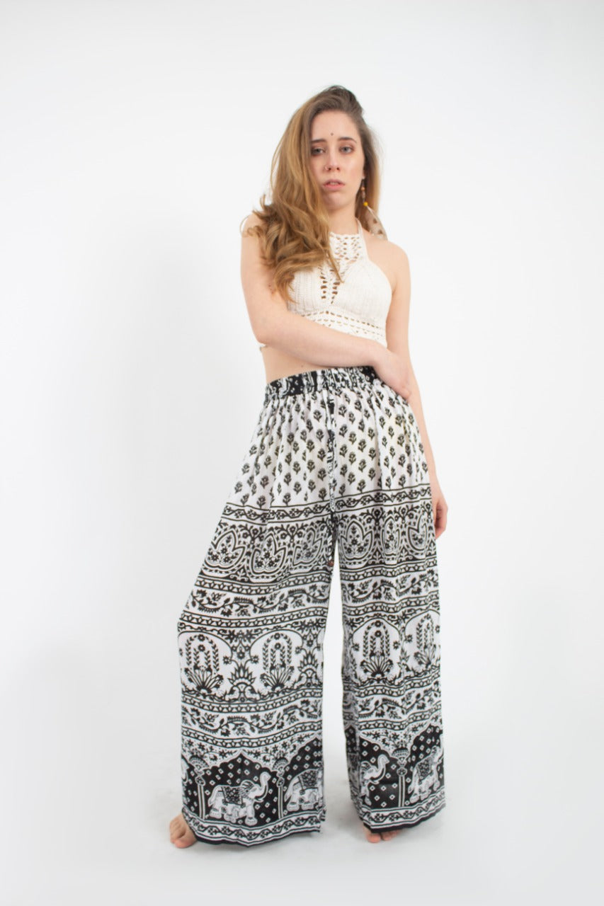 Pantalon Palazzo Estampado Completo Blanco y Negro